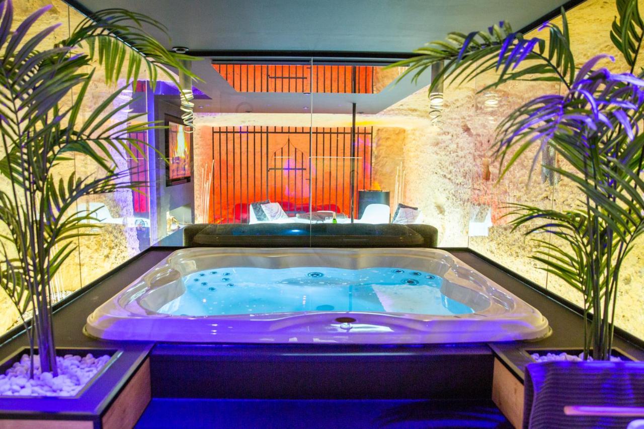 Omira - Nuits D'Exception & Spa Tours Esterno foto